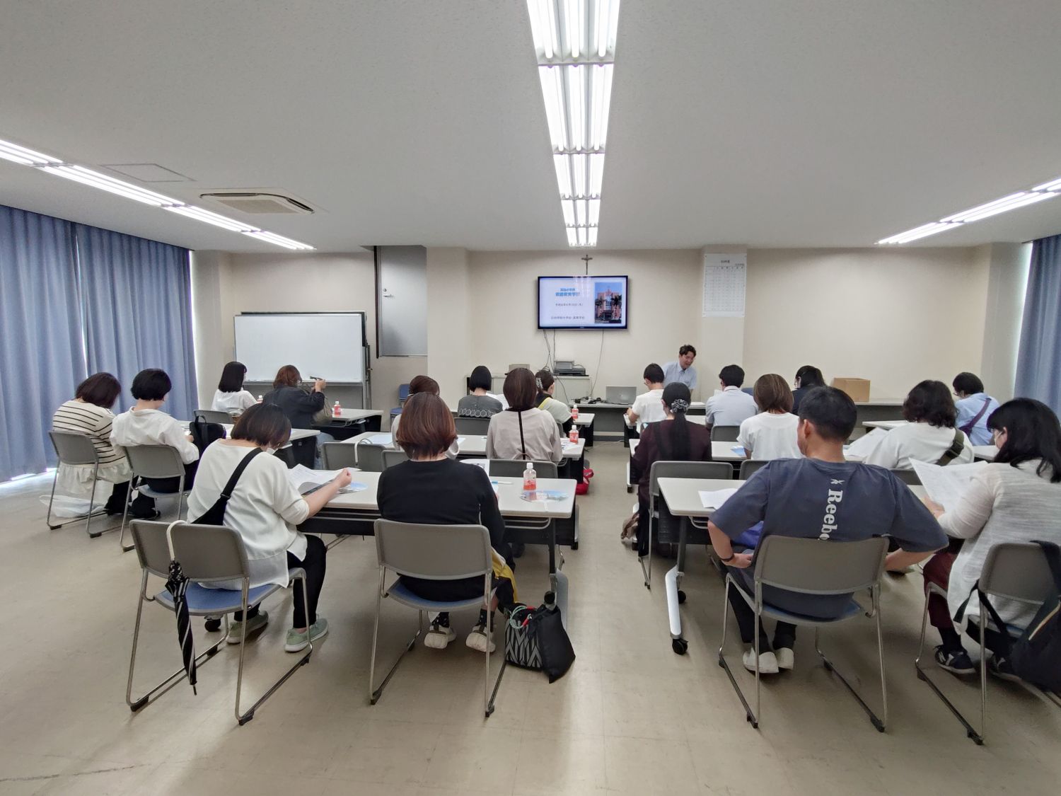 「令和8年度第1回家庭教育学級『日向学院中学校学校見学会』」を公開しました！のイメージ画像
